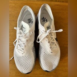Nike Vaporfly 3 white/grey sneakers size10.5